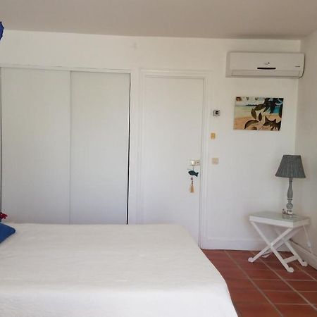Appartement rez-de-chaussée de villa à 1 minute de la plage Saint-Francois  Esterno foto