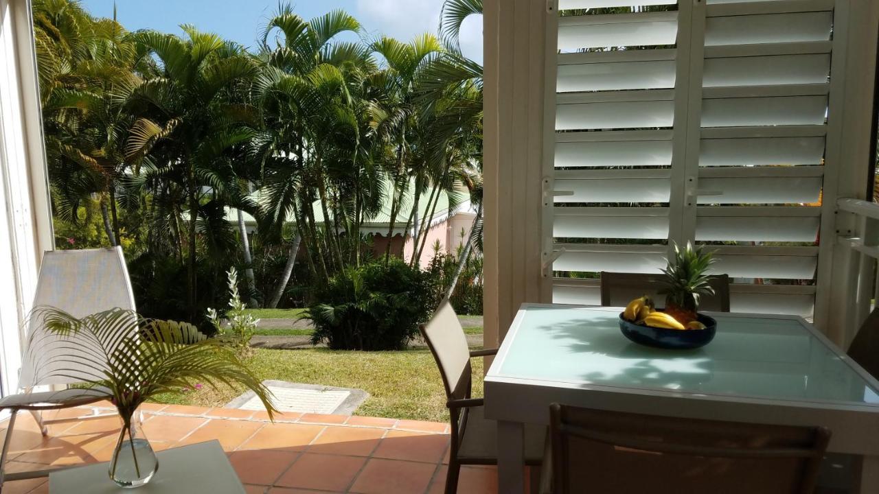 Appartement rez-de-chaussée de villa à 1 minute de la plage Saint-Francois  Esterno foto